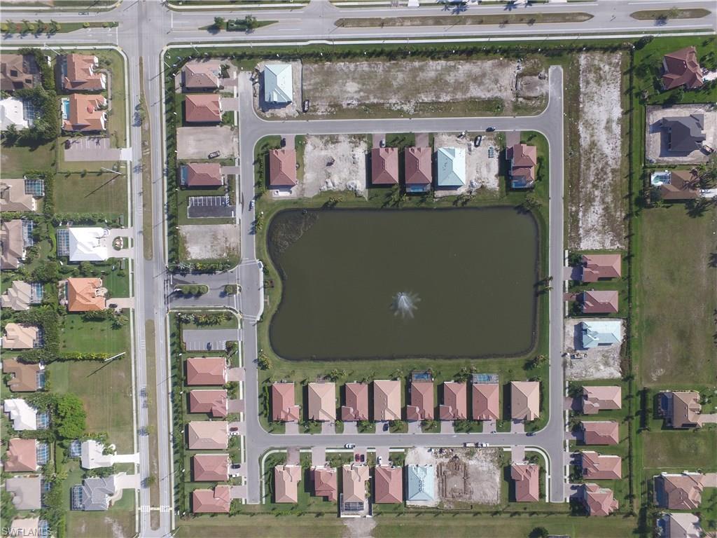 SUNSET POINTE - Residential