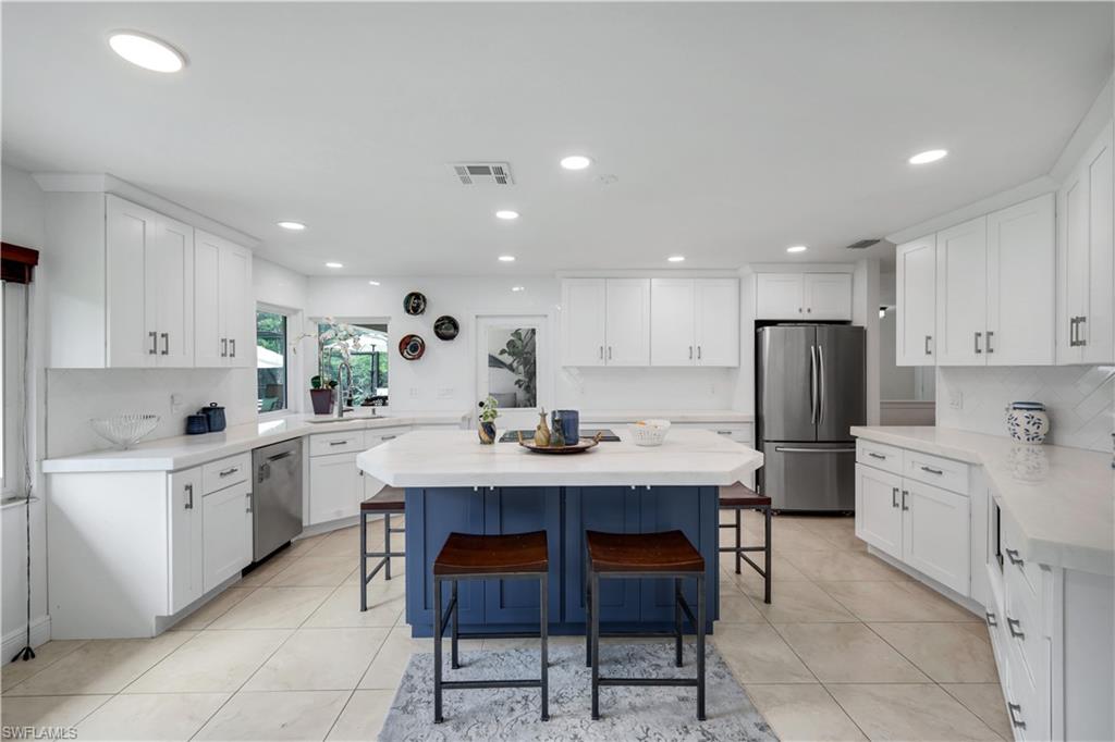 GOLDEN GATE ESTATES - Residential