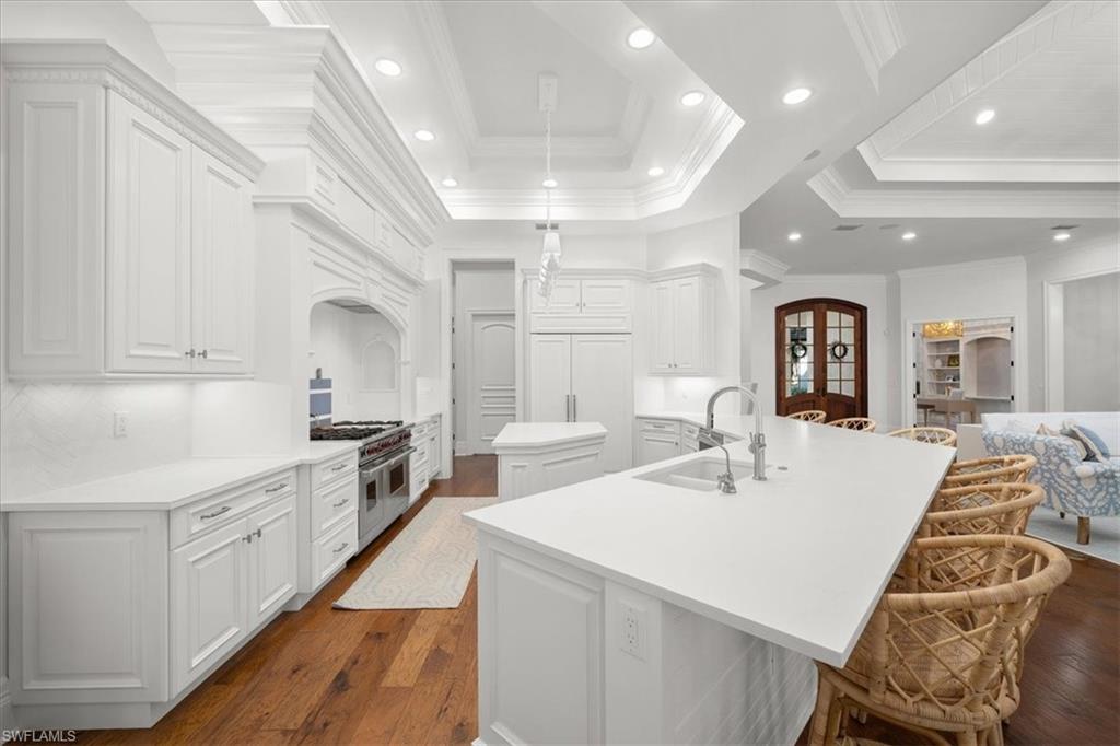 MOORINGS - Residential