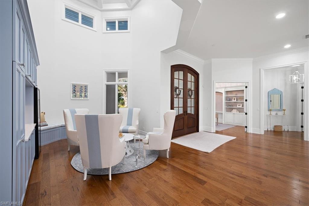 MOORINGS - Residential