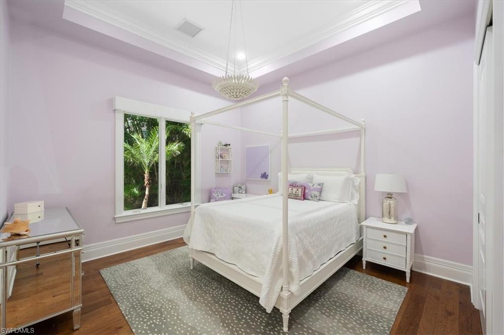 MOORINGS - Residential