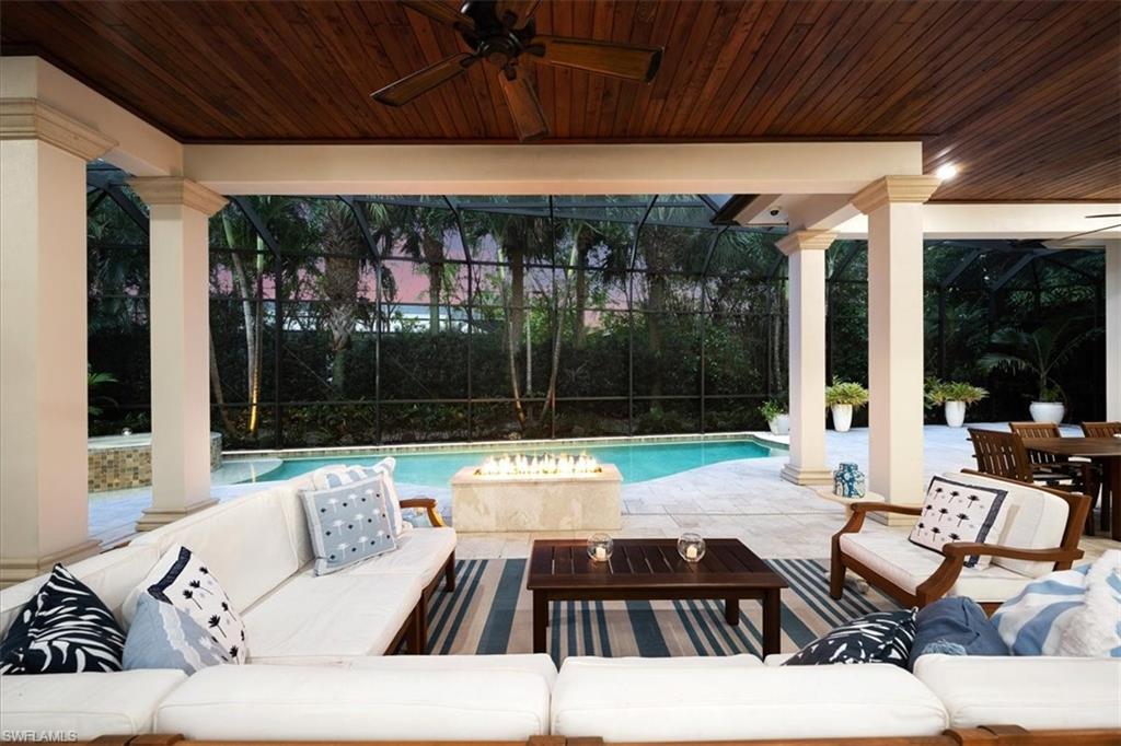 MOORINGS - Residential