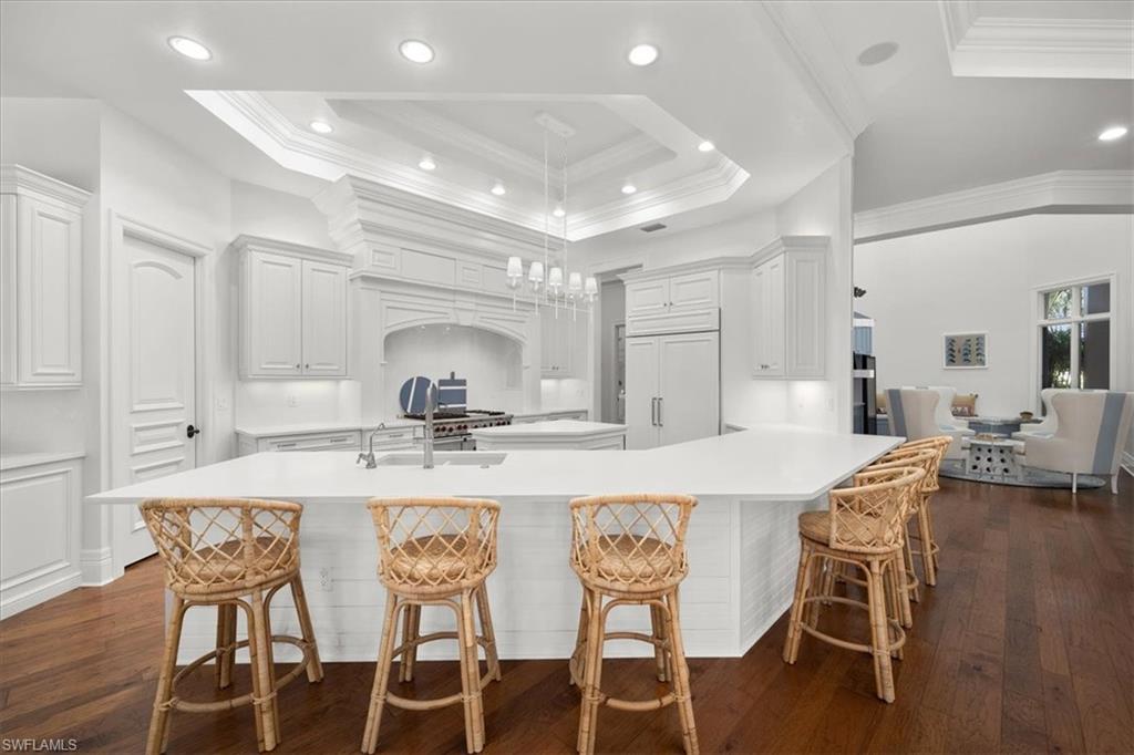 MOORINGS - Residential