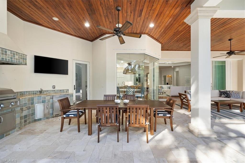 MOORINGS - Residential