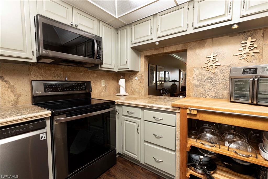 HIGH POINT COUNTRY CLUB - Residential