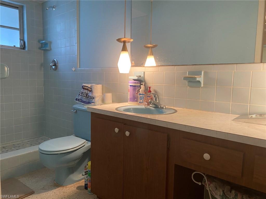 CYPRESS LAKE COUNTRY CLUB - Residential