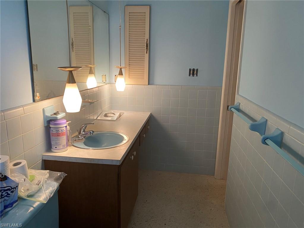 CYPRESS LAKE COUNTRY CLUB - Residential