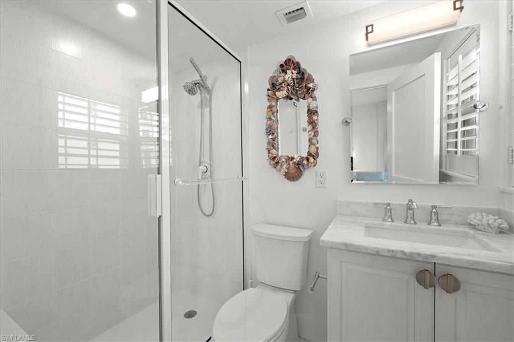 WHITEHALL - Residential