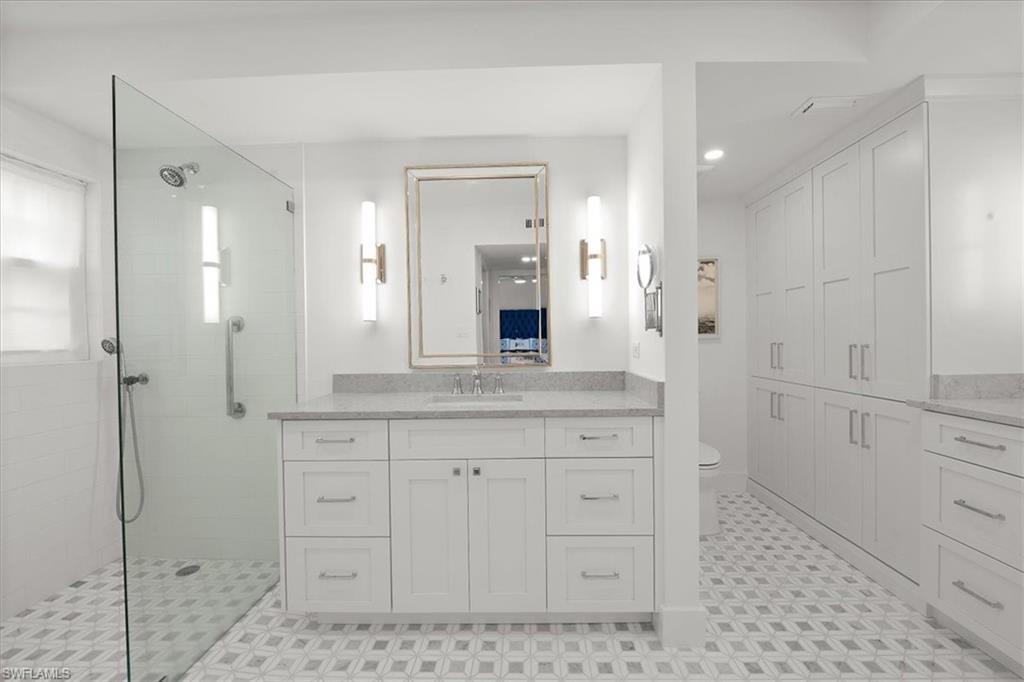 WHITEHALL - Residential