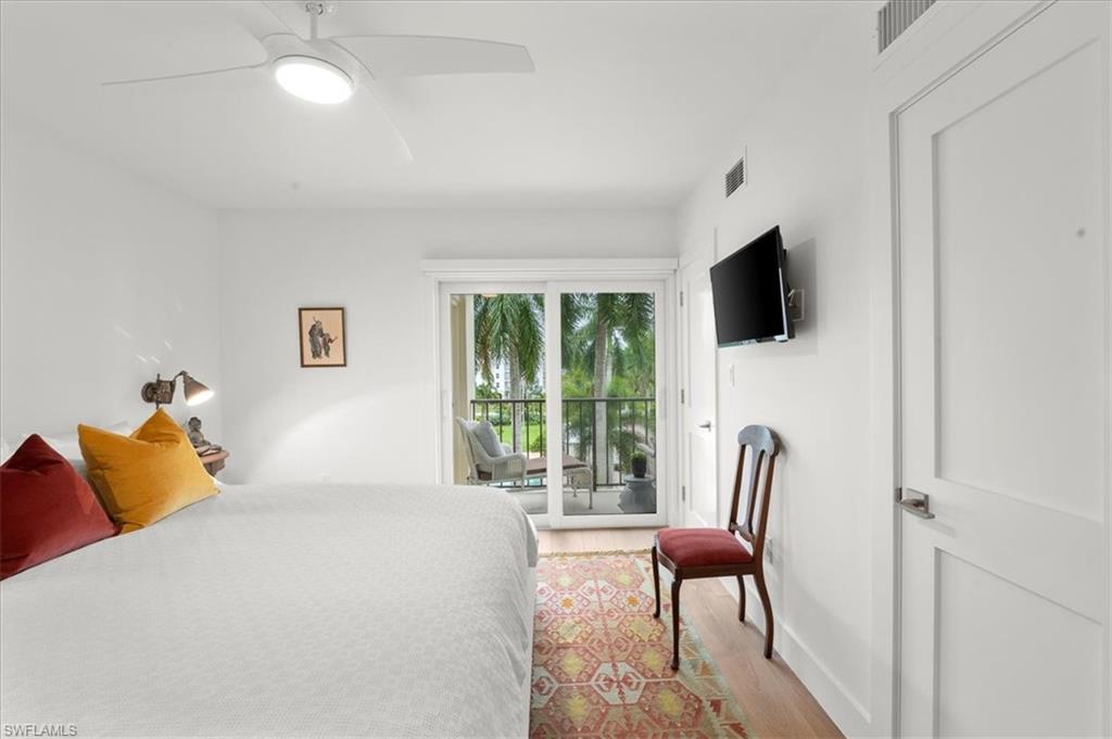 WHITEHALL - Residential