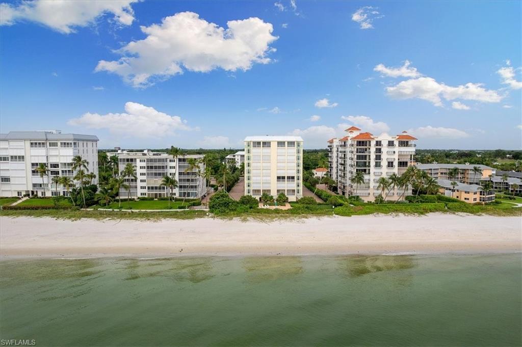 WHITEHALL - Residential