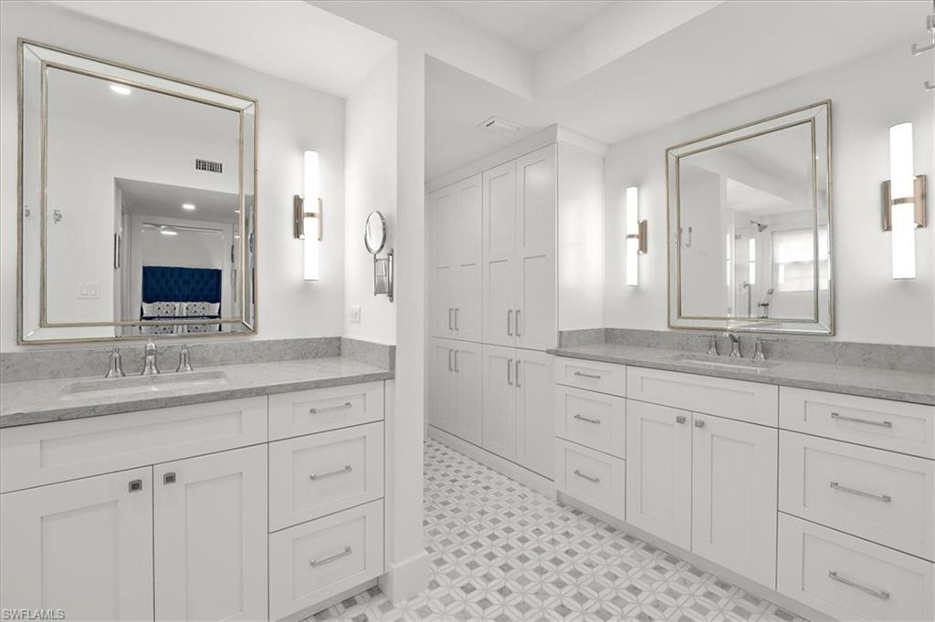 WHITEHALL - Residential