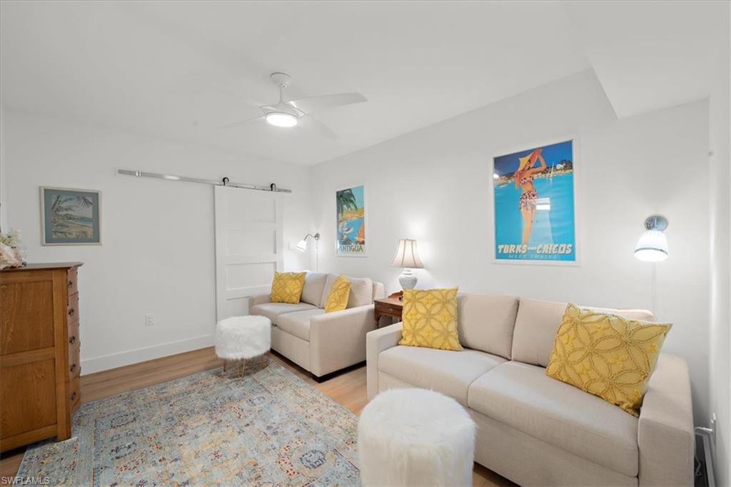 WHITEHALL - Residential