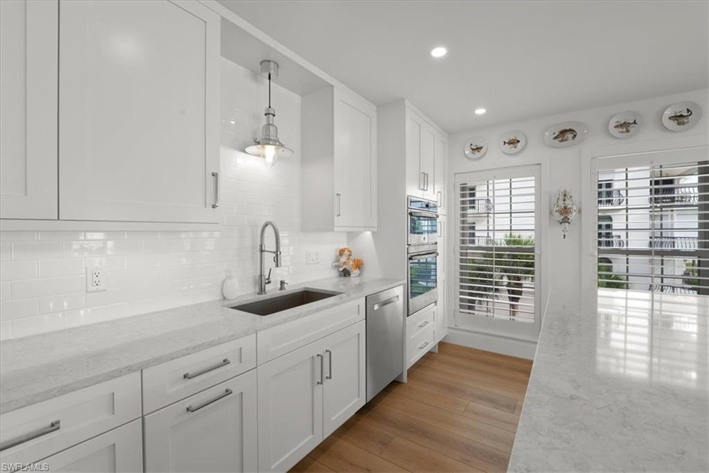 WHITEHALL - Residential