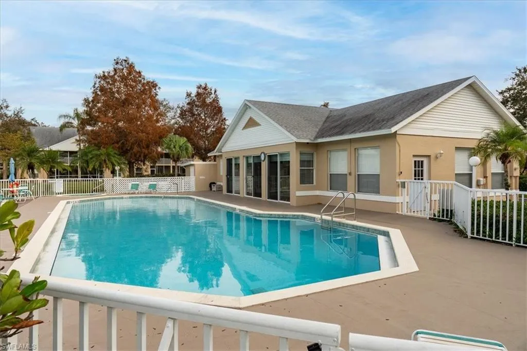 Naples, Florida 34110, United States, 2 Bedrooms Bedrooms, ,2 BathroomsBathrooms,Residential,Active,37929