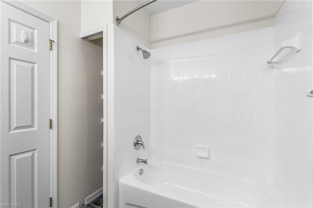 HARBOUR WALK - Residential