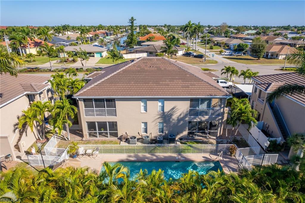 HARBOUR WALK - Residential