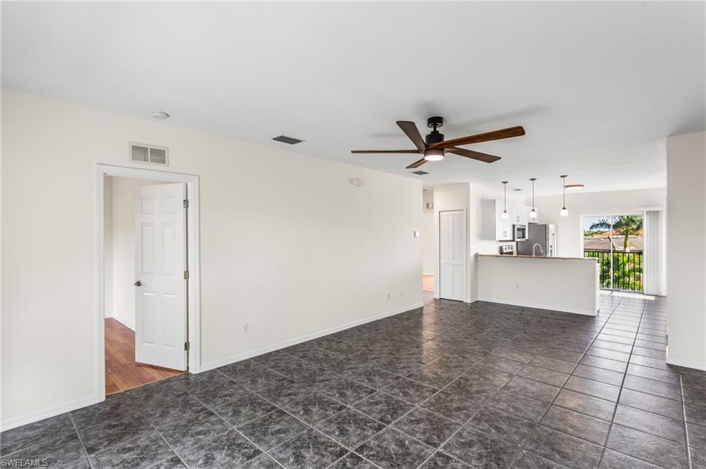 HARBOUR WALK - Residential