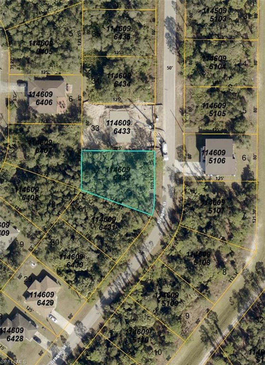 Check out and purchase this QUARTER ACRE LOT in Florida's fastest-growing city! This ELEVATED and DRY parcel offers a solid foundation; perfect for your future construction projects. Ideal for investors and buyers looking to secure an investment opportunity and capitalize on rapid SUBURBAN growth!