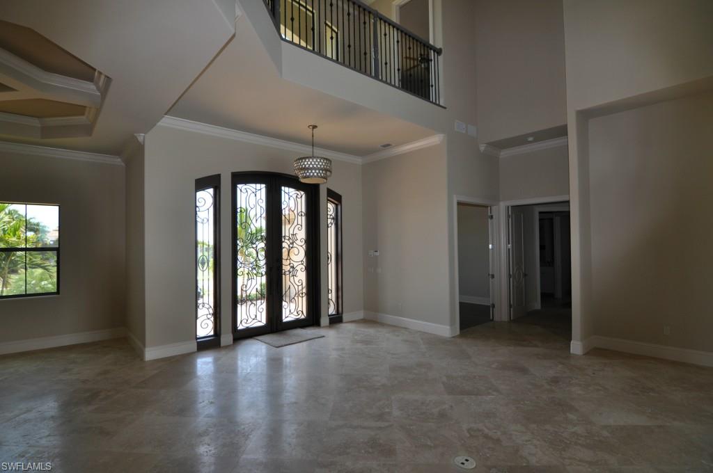 MARCO BEACH - Residential