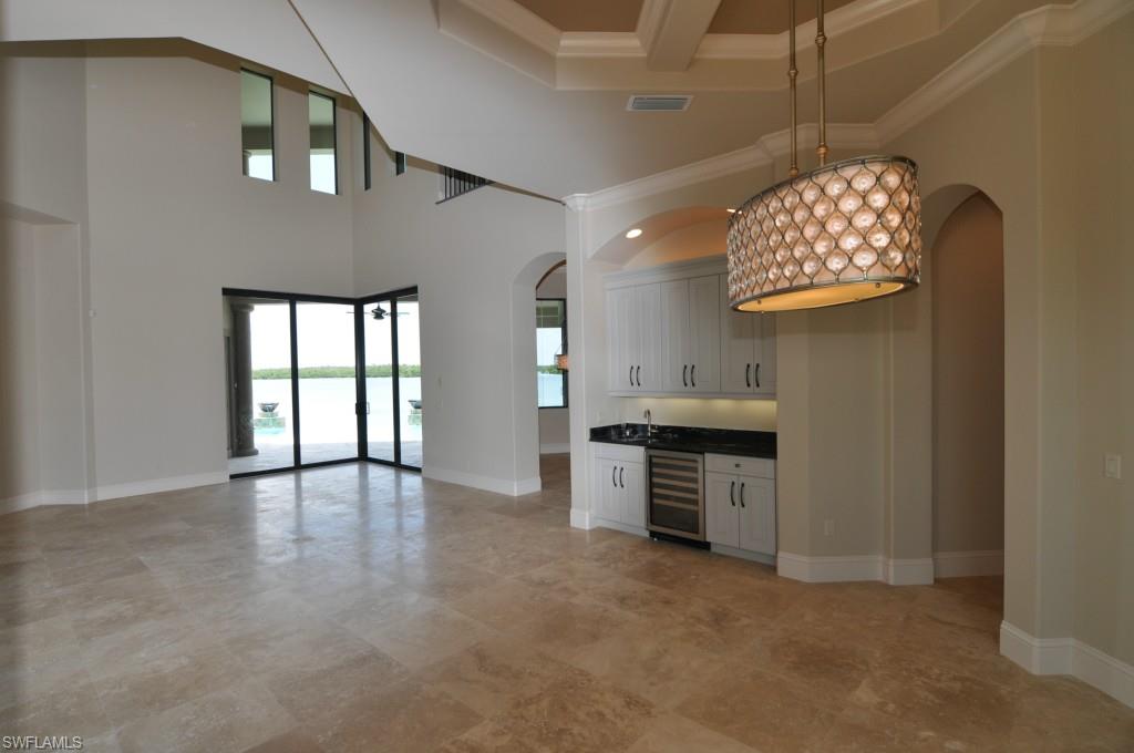 MARCO BEACH - Residential