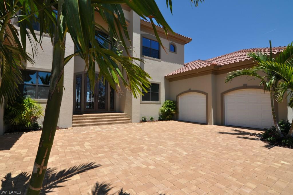 MARCO BEACH - Residential