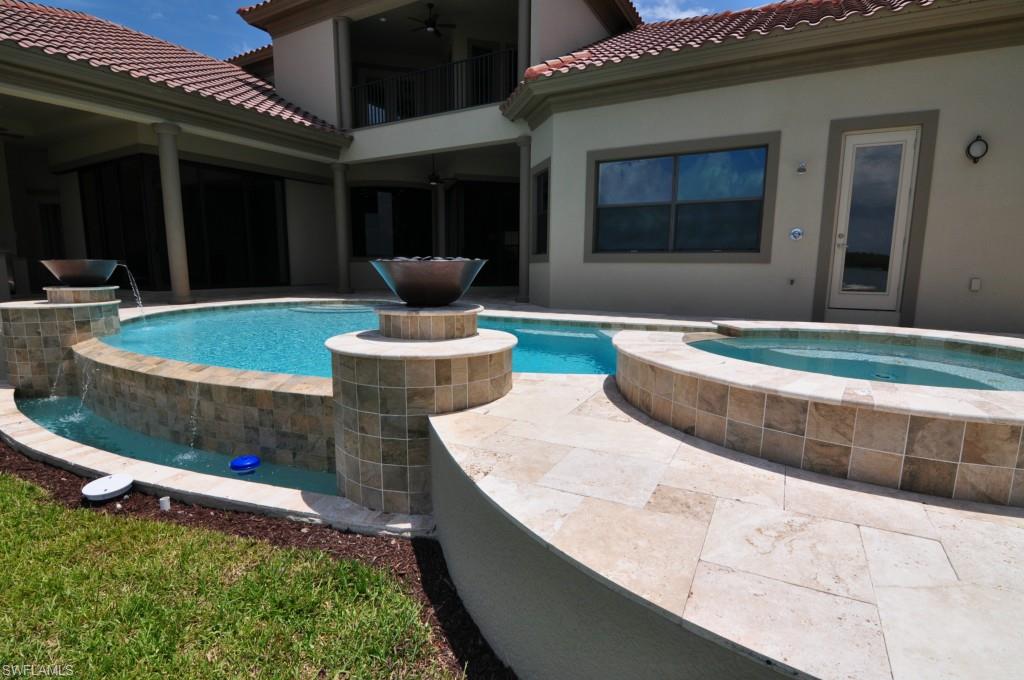 MARCO BEACH - Residential