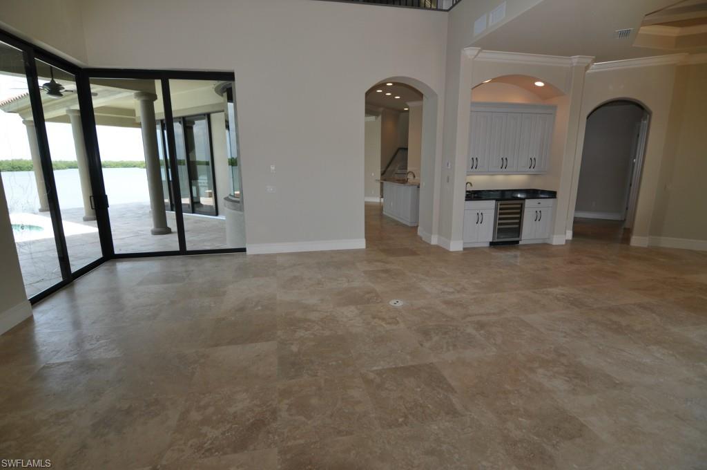 MARCO BEACH - Residential