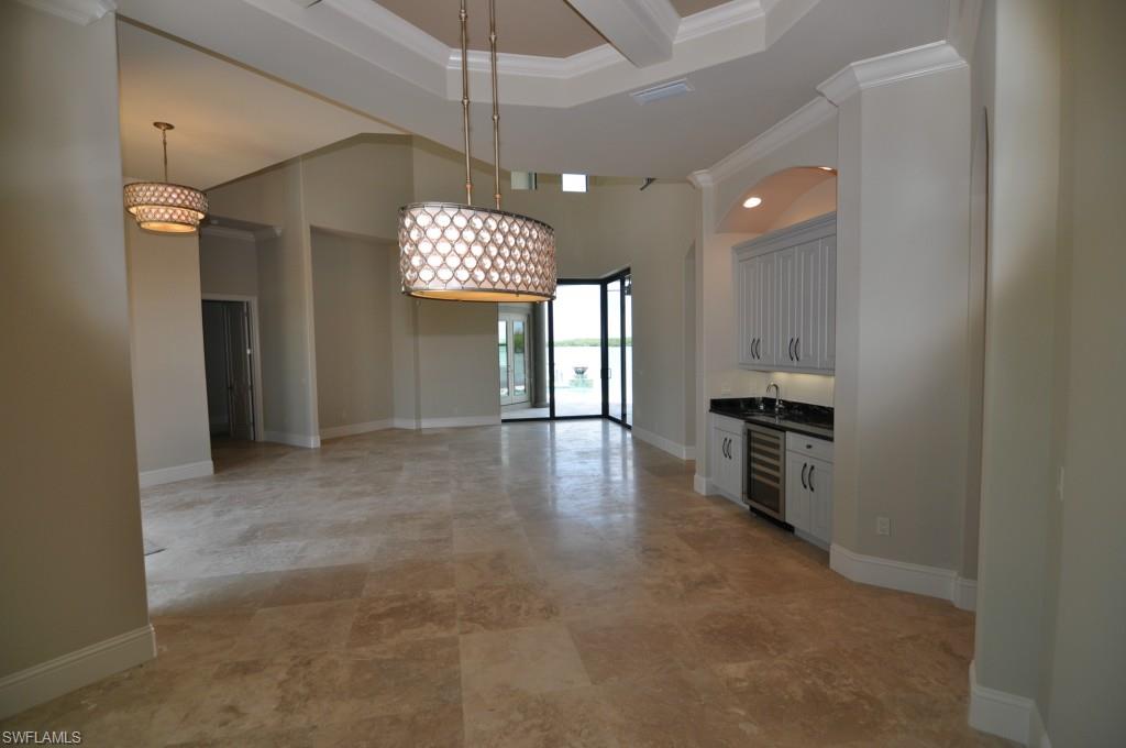 MARCO BEACH - Residential