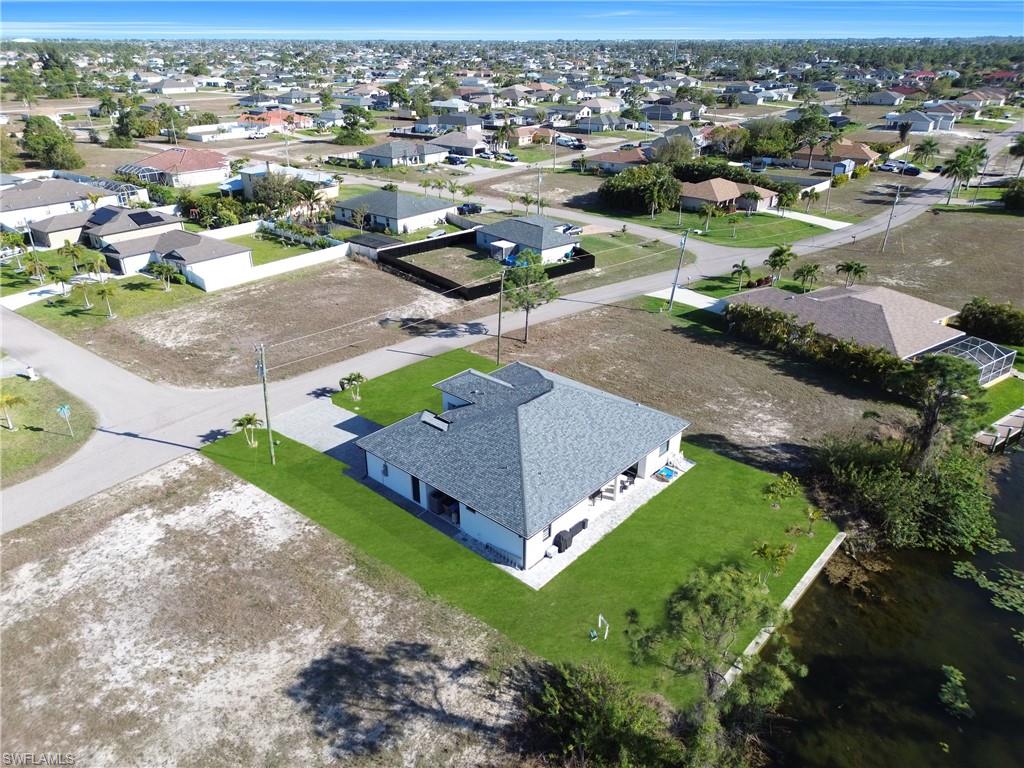 CAPE CORAL - Residential