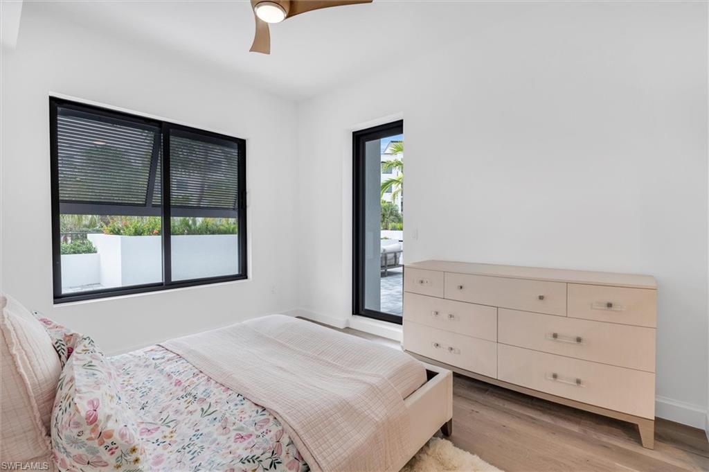 ELEVEN ELEVEN CENTRAL - Residential