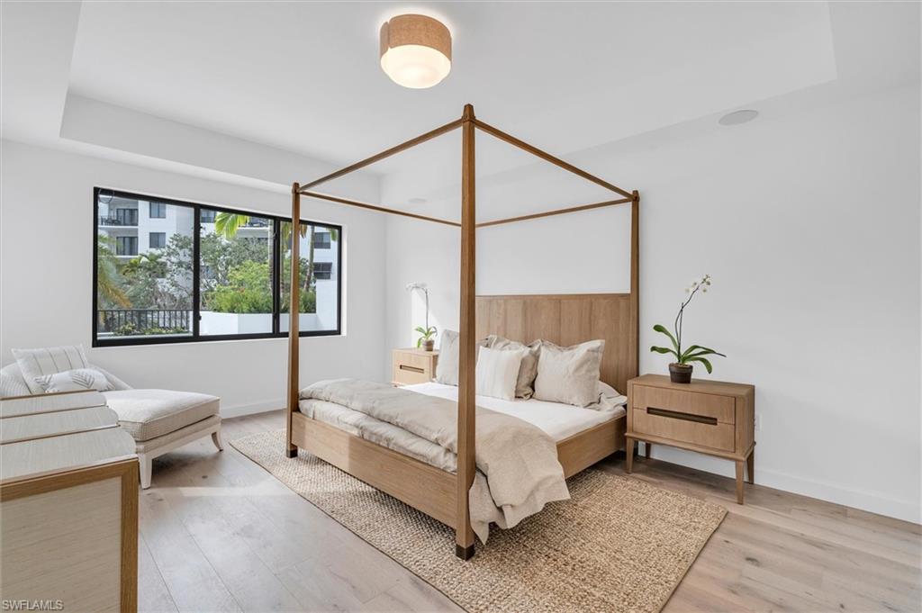 ELEVEN ELEVEN CENTRAL - Residential