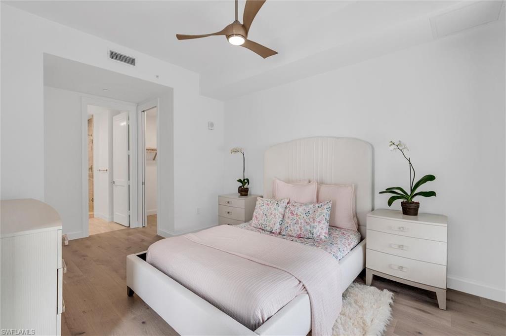 ELEVEN ELEVEN CENTRAL - Residential