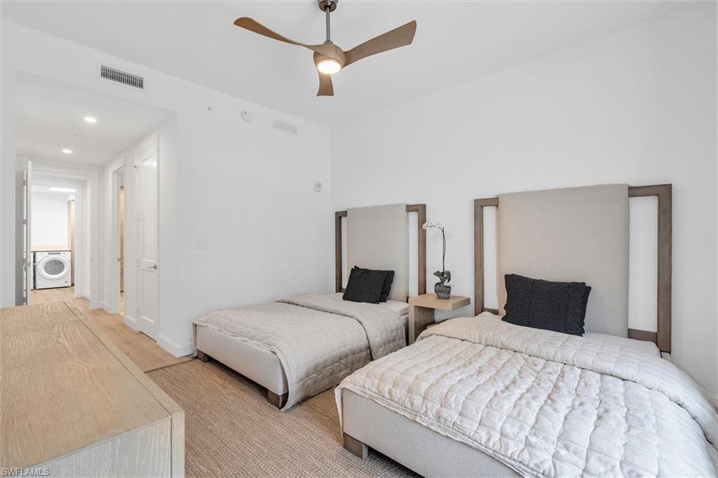 ELEVEN ELEVEN CENTRAL - Residential