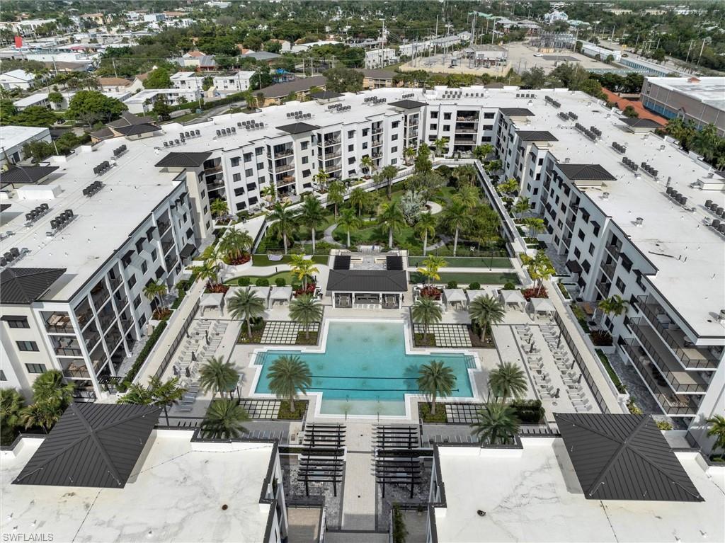 ELEVEN ELEVEN CENTRAL - Residential