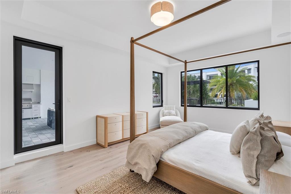 ELEVEN ELEVEN CENTRAL - Residential