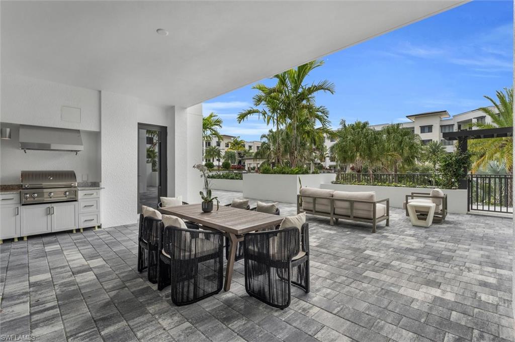 ELEVEN ELEVEN CENTRAL - Residential