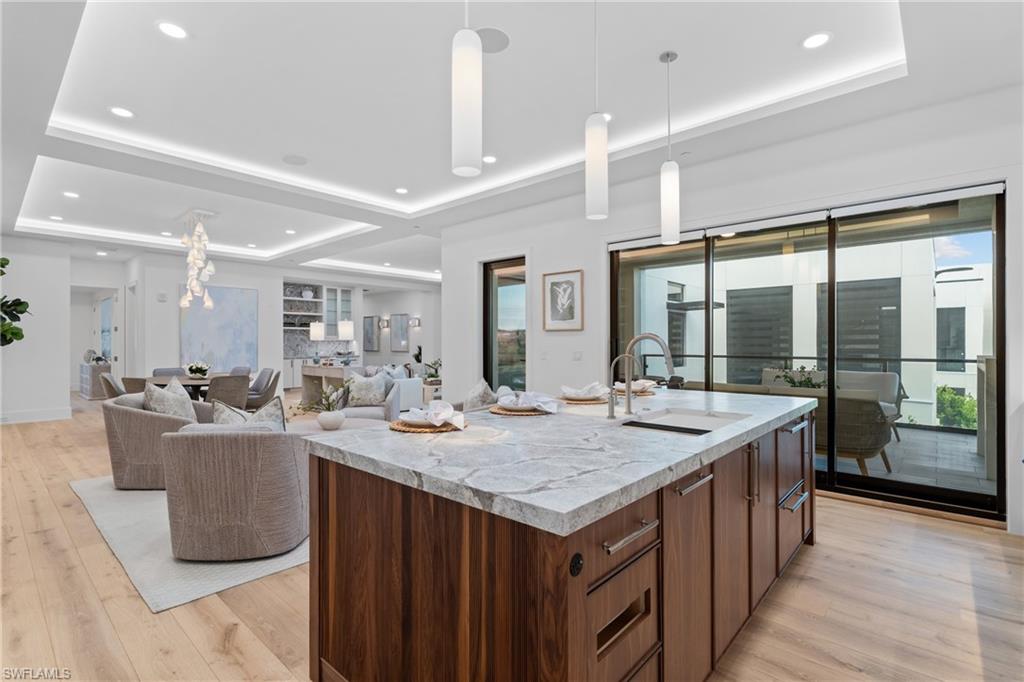 STELLA NAPLES - Residential