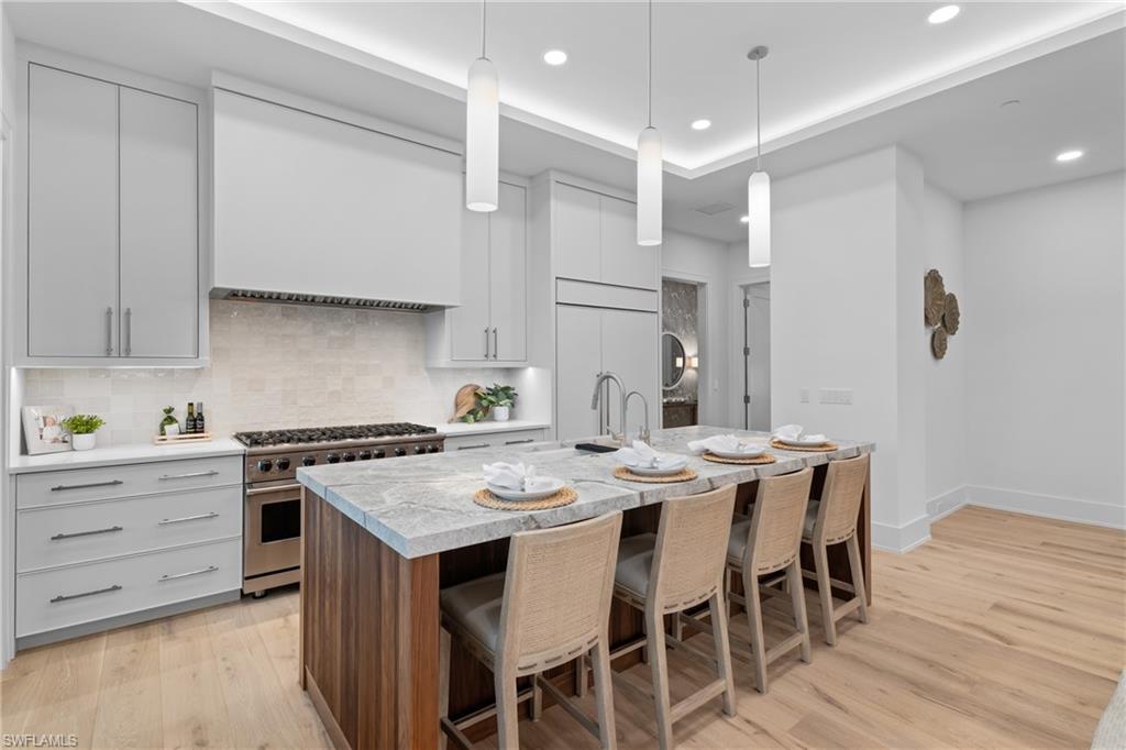 STELLA NAPLES - Residential