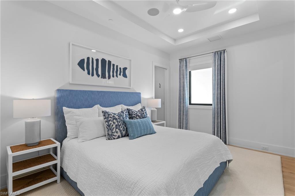 STELLA NAPLES - Residential