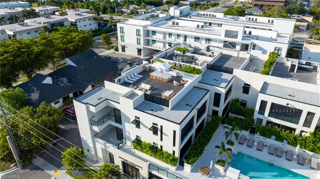 STELLA NAPLES - Residential