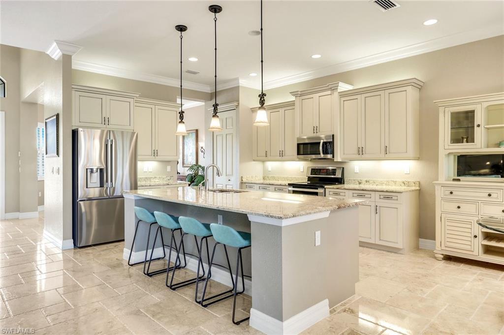 RIVERSTONE - Residential