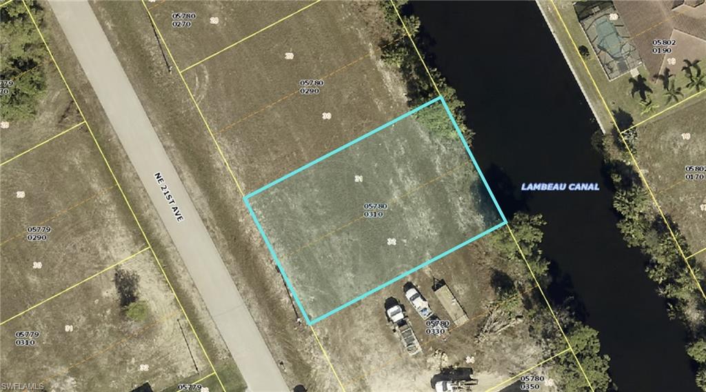 CAPE CORAL - Land