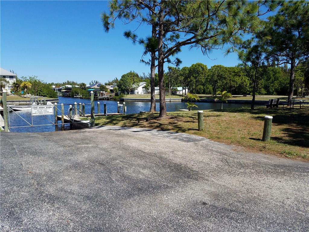 CHARLOTTE SHORES - Land