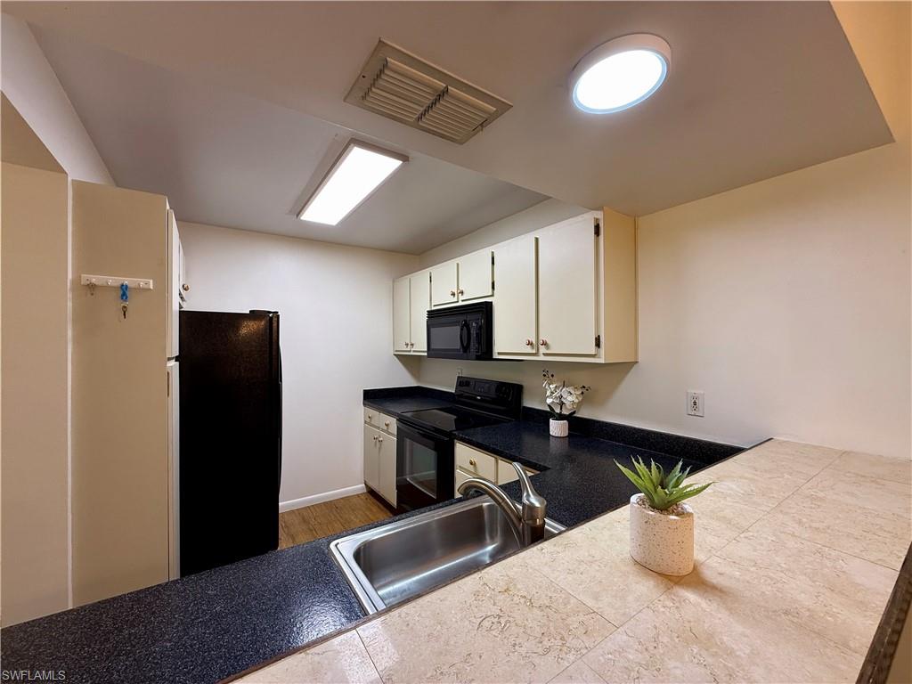 SUMMERLIN WOODS - Residential