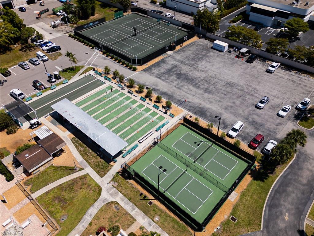 SEVEN LAKES - Residential