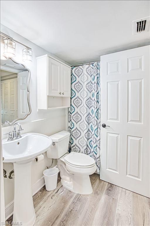 SEVEN LAKES - Residential