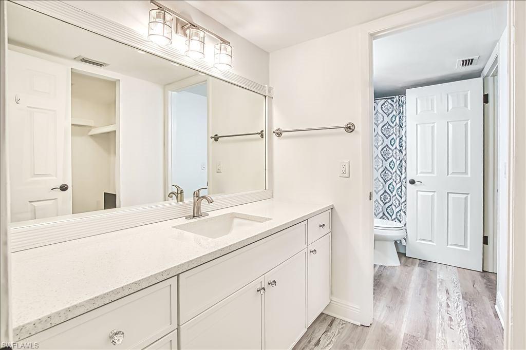 SEVEN LAKES - Residential