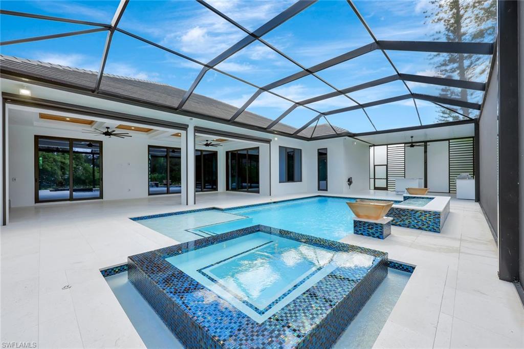 FOUR SEASONS - Residential