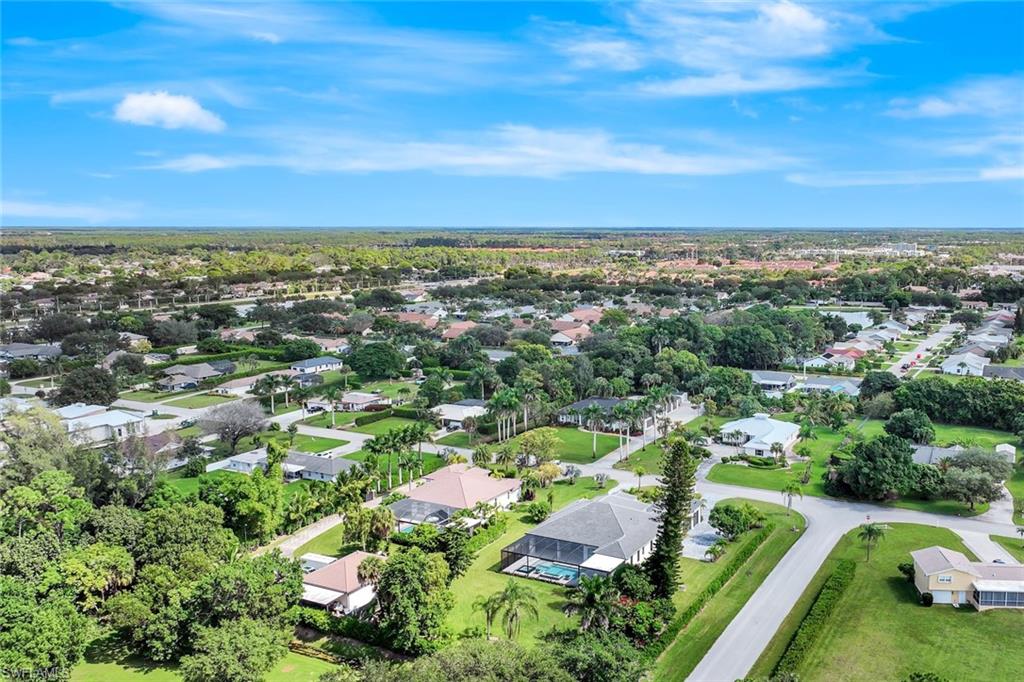 FOUR SEASONS - Residential